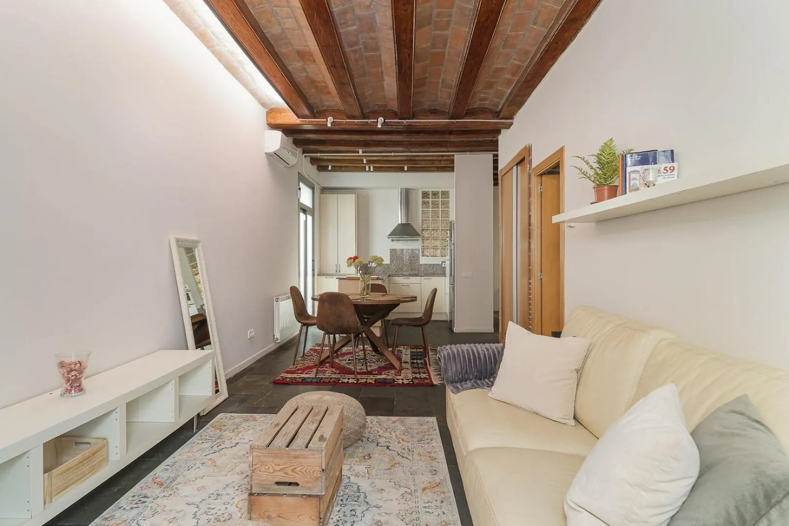 Guestready - Sunny Flat In El Gotic Apartment Barcelona 0*,