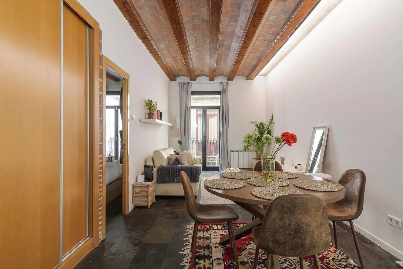 Guestready - Sunny Flat In El Gotic Apartment Barcelona